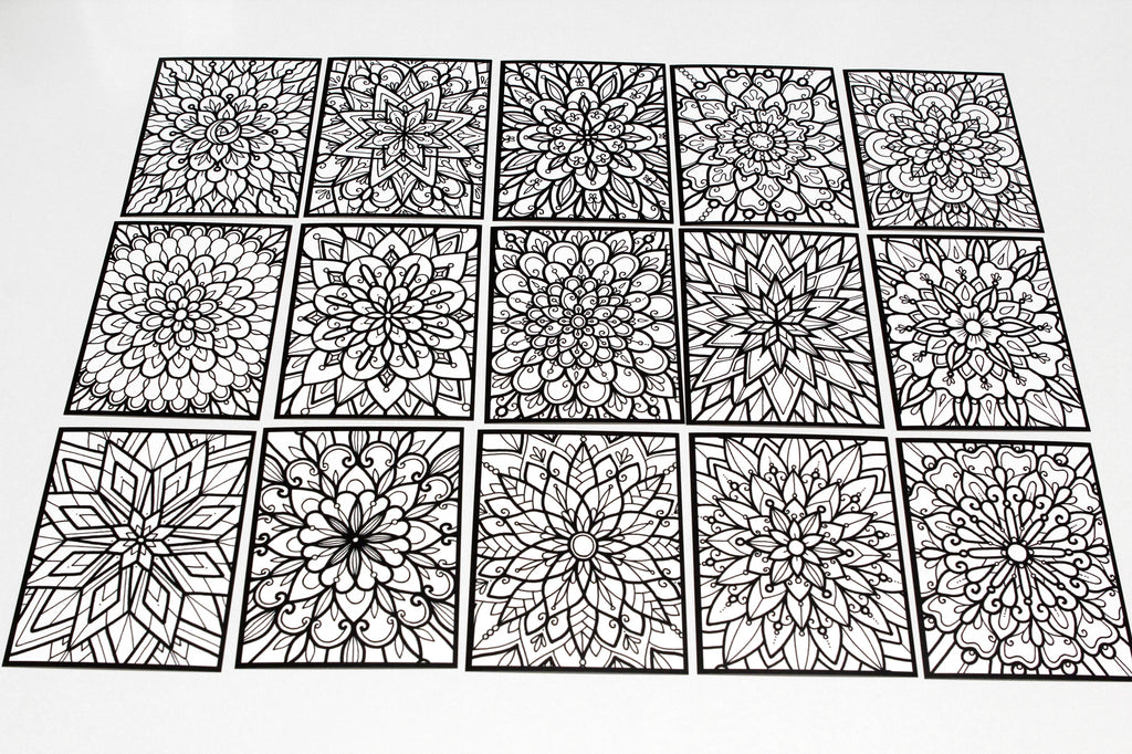 Sachet #59 Mandalas, inclus 15 dessins à colorier, imprimés sur carton, format 4x5 pouces