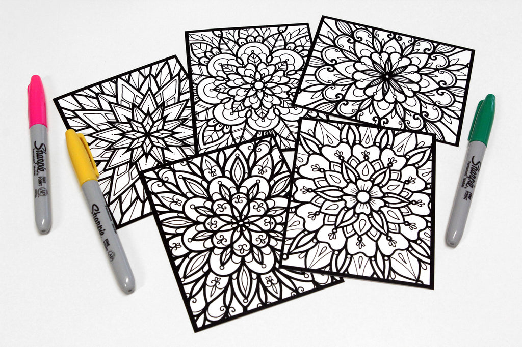 Sachet #59 Mandalas, inclus 15 dessins à colorier, imprimés sur carton, format 4x5 pouces