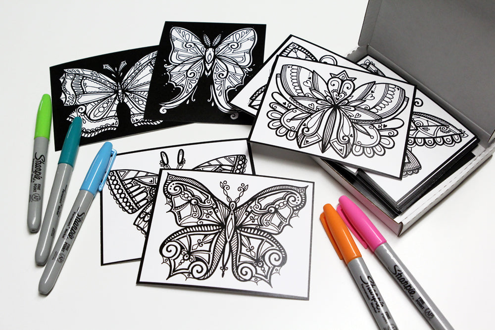 Coffret #7, Ma pause mandala, spécial papillons, inclus 30 dessins de petit format à colorier au quotidien